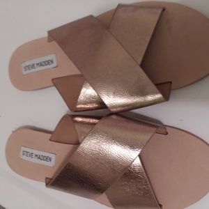 Steve Madden Mylia Crossover Slide Sandals